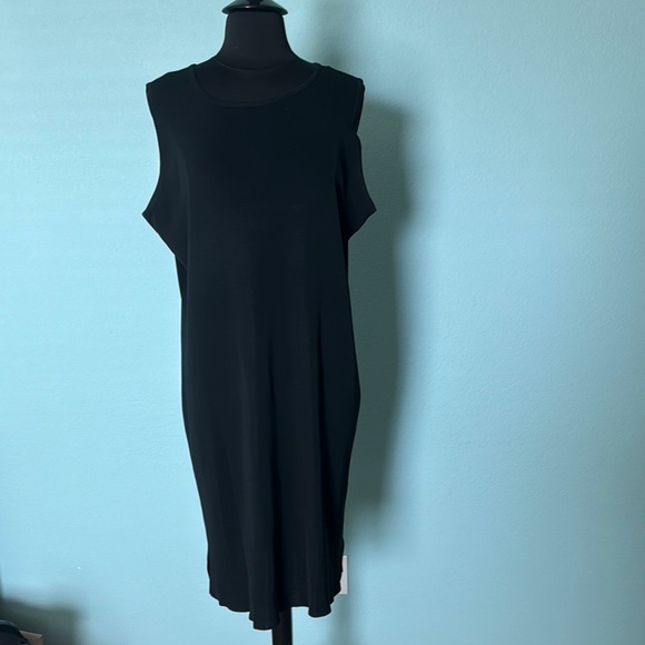 Ming Wang Dresses & Skirts - Ming Wang Black Sleeveless Sheath Midi Dress